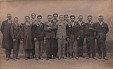 Odvod čížkovských branců (ročník 1908 - 1910). Vlevo starosta obce Josef Bárta, branci V.Karmazín, V.Košan, F.Novák, J.Sobota, J.Karmazín, A.Bárta, F.Rach, V.Jůdl, F.Košan, J.Hons, F.Rach, V.Rach